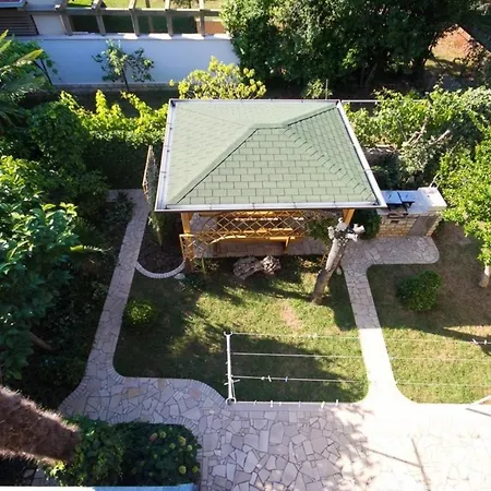 Gaestezimmer Fuer 2 Personen Ca 15 M In Novigrad, Adriakueste Kroatien Westkueste Von Istrien Apartment *